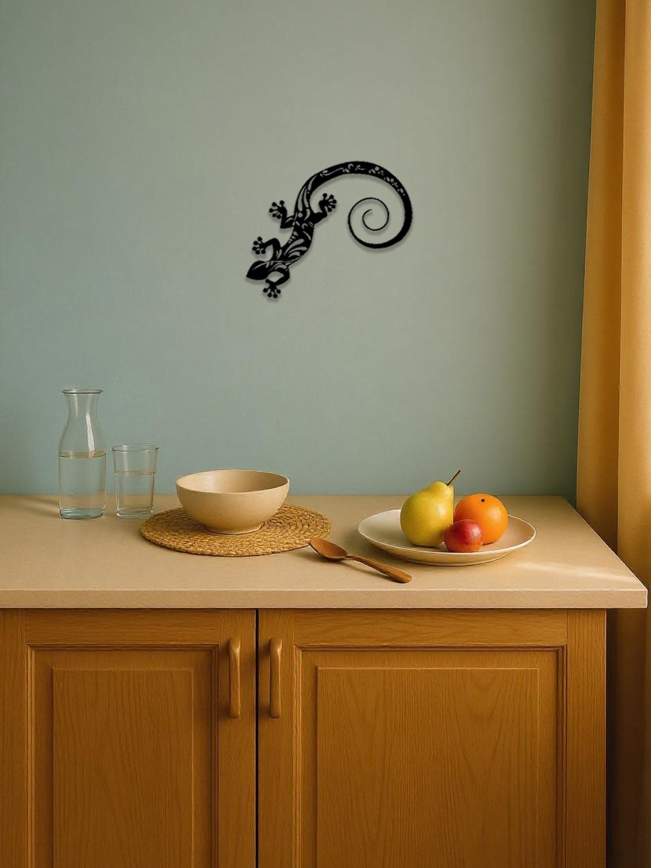 Unique Gecko Wall Art — Hanging Decoration Designed For Personalized Spaces