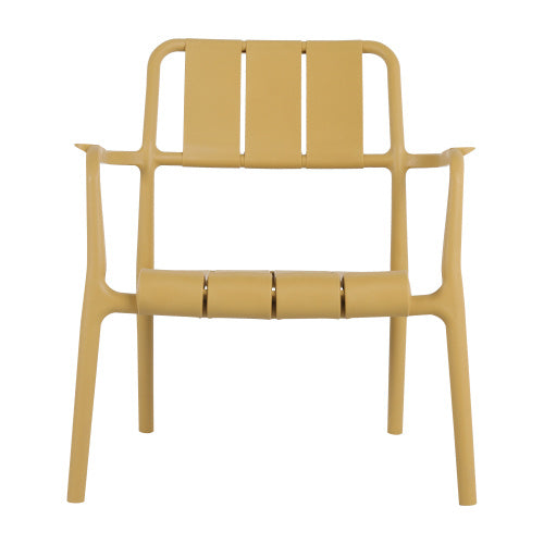 Coocosh elegant chair and coffee table assortment, made from resilient polypropylene in apricot brown, perfect for streaming sessions or intimate gatherings.