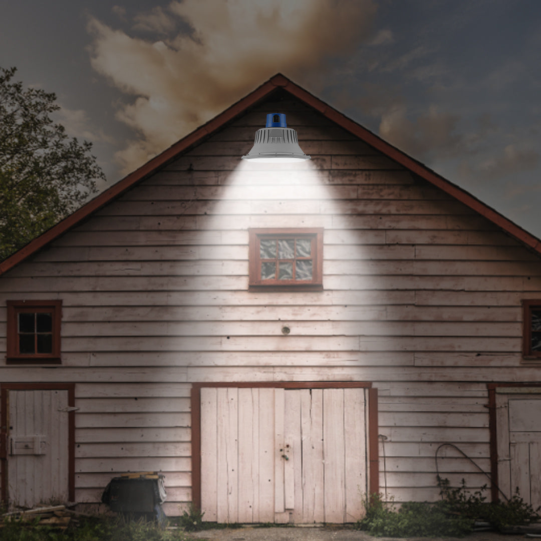 VEVOR LED Barn Light, 50W 5500LM, 6000K Daylight, Dusk-to-Dawn, IP65
