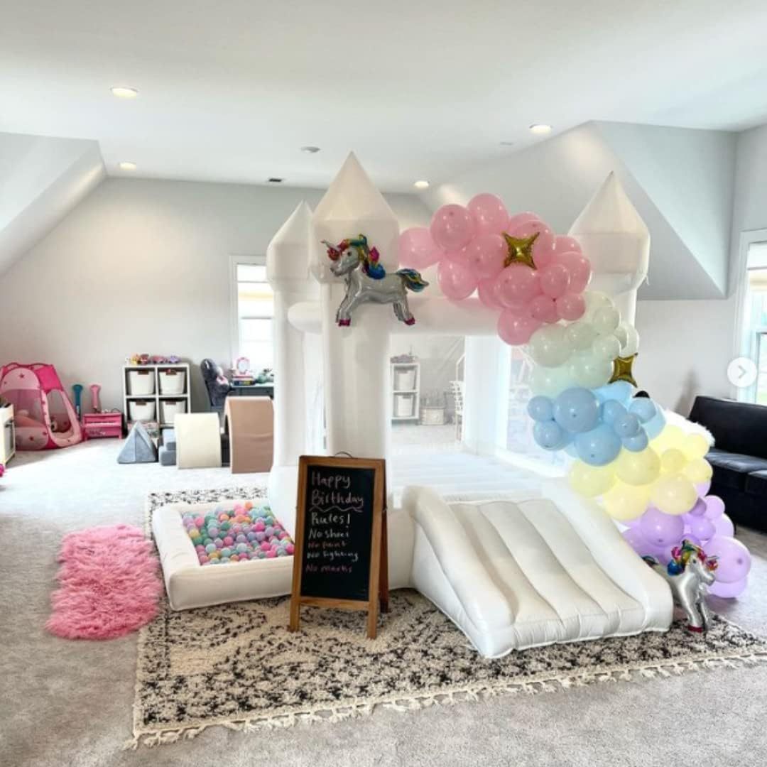 White Castle Bounce House Inflatable Trampoline for Kids (UL Blower)