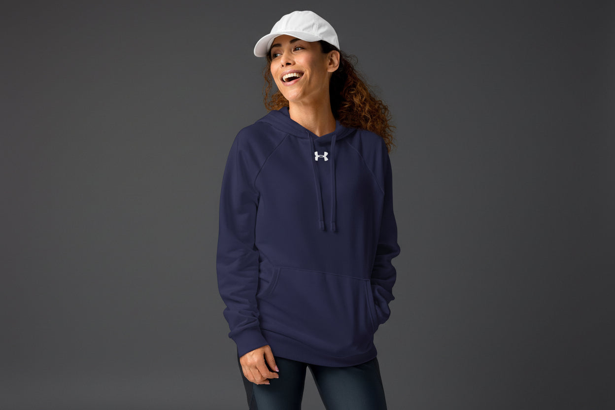 Coocosh unisex Doves Hoodie in navy blue, crafted from ultra-soft fleece for exceptional comfort. Ideal for casual outings or cozy moments, it features a front pouch pocket and ribbed cuffs, blending sporty style with everyday warmth.